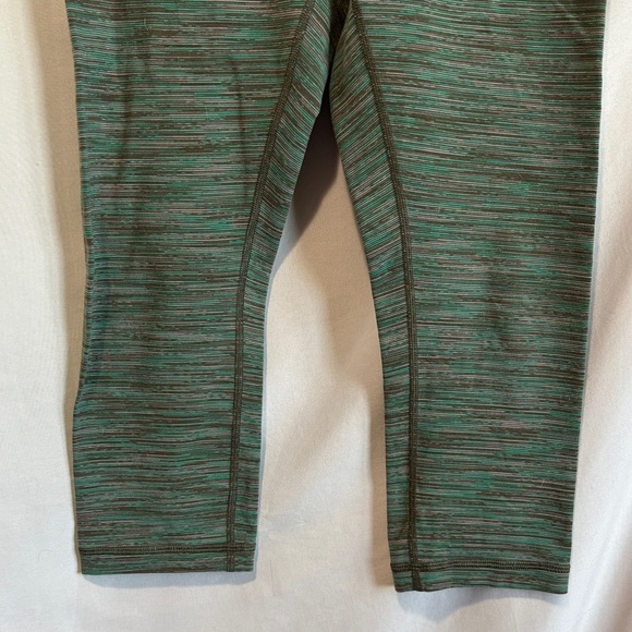 lululemon athletica Green Heathered Leggings - Picture 3 of 8